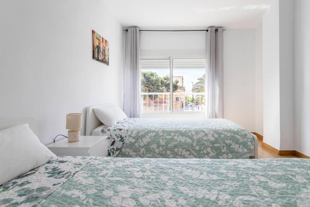 Encantador Apartamento De 3 Habitaciones Con Balcon Alicante Buitenkant foto
